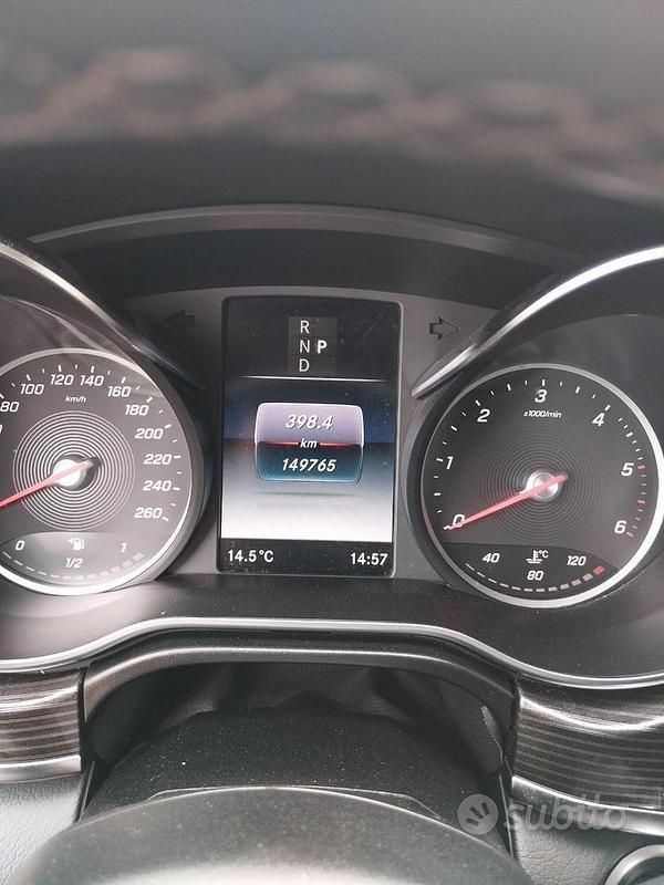 Usata 2020 Mercedes V300 Monovolume | 39.000 € (Ottimo prezzo) - Immagine 1/4