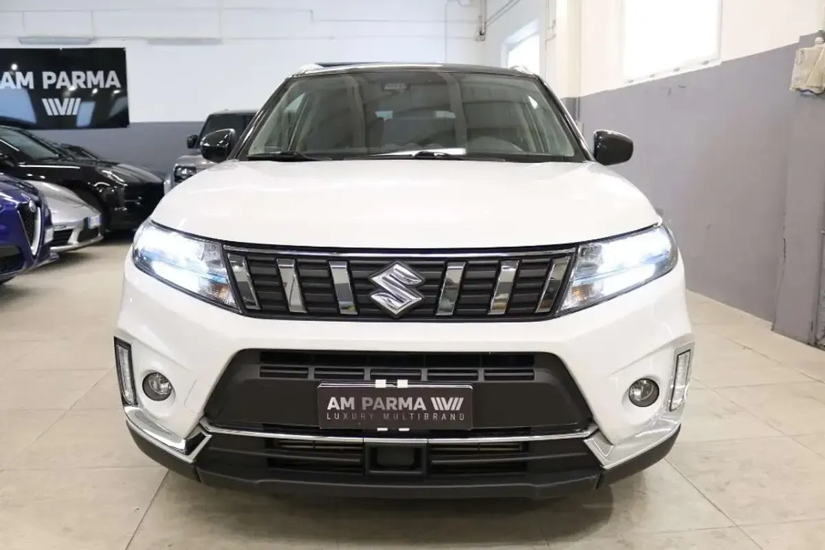 Usata Suzuki Vitara Cool 129 CV (94 kW) 2021 Bianco SUV