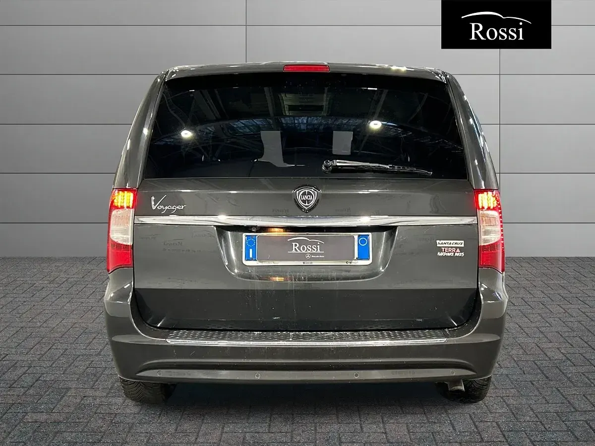 Usata Lancia Voyager Platinum 163 CV (119 kW) 2012 Monovolume