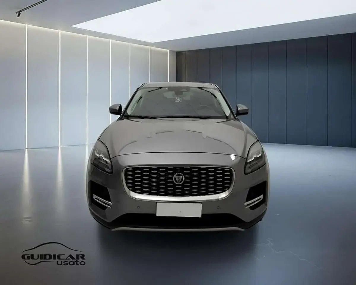 Usata Jaguar E-Pace 163 CV (119 kW) 2021 Grigio SUV