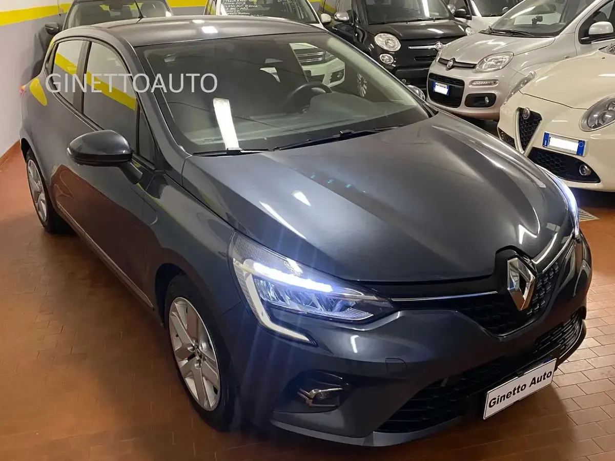 Usata Renault Clio V Edition One 101 CV (74 kW) 2020 Grigio Berlina