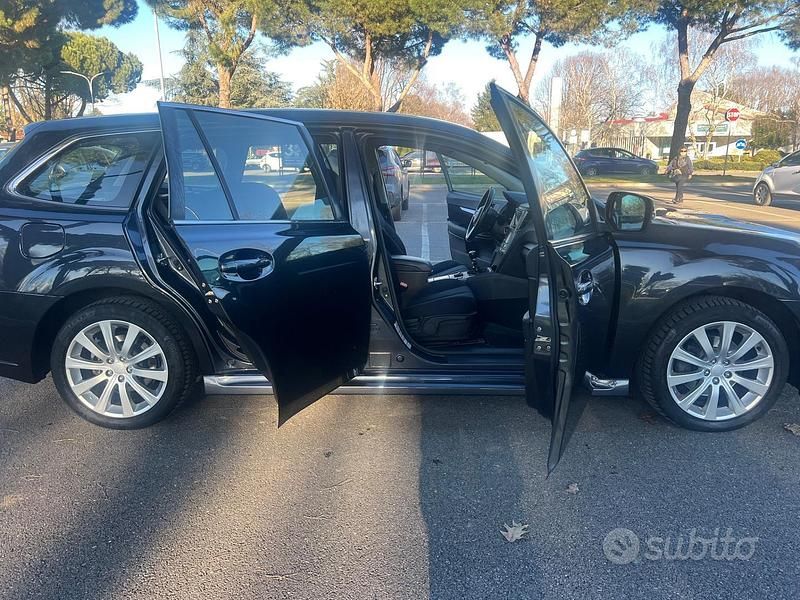 Usata Subaru Legacy 149 CV (109 kW) 2013 Nero Station wagon