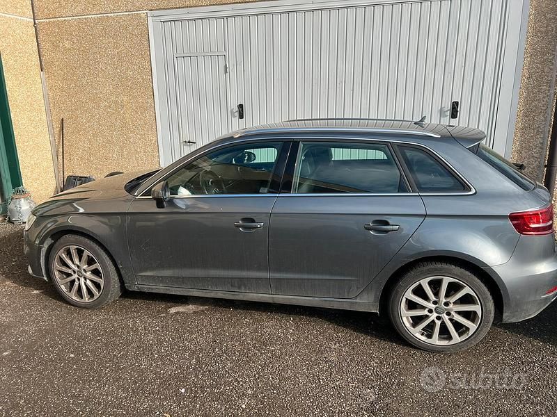 Usata Audi A3 Design 116 CV (85 kW) 2017 Berlina