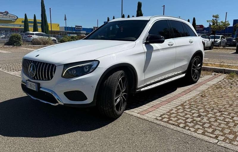 Usata Mercedes GLC220 Exclusive 170 CV (125 kW) 2016 SUV