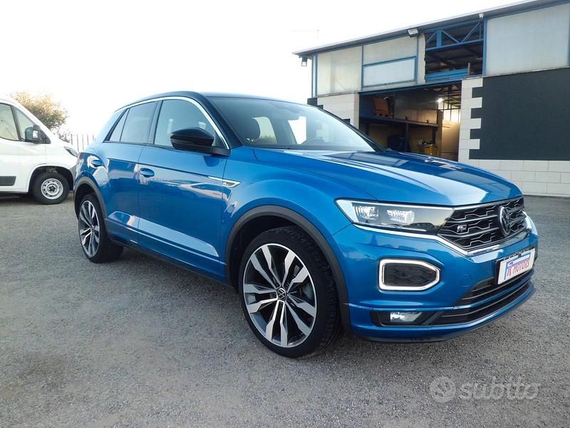 Usata VW T-Roc R-line 150 CV (110 kW) 2021 Blu SUV