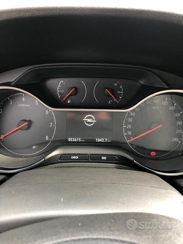 Grigio Usata 2019 Opel Grandland X SUV | 16.000 € - Immagine 1/4