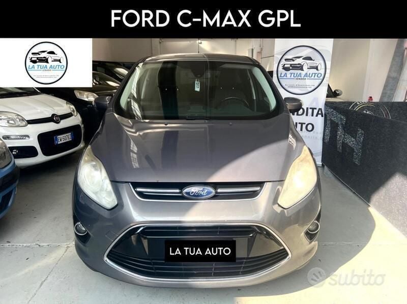 Grigio Usata 2015 Ford C-MAX Titanium Monovolume | 5900 € (Buon prezzo) - Immagine 1/4
