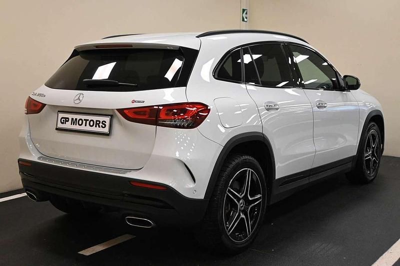 Usata Mercedes GLA250 Premium 218 CV (160 kW) 2022 Bianco SUV