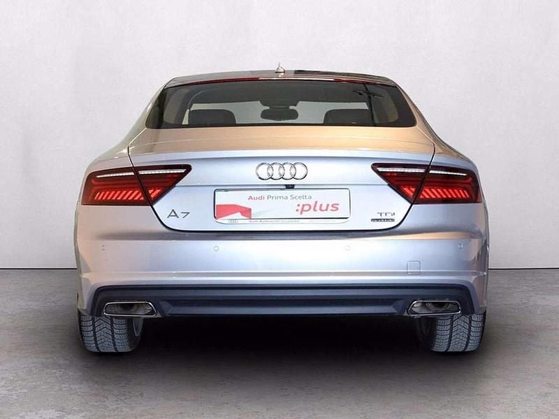 Usata Audi A7 Sportback Business Plus 218 CV (160 kW) 2017 Argento floret met. Utilitaria