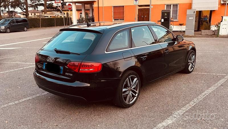 Usata Audi A4 143 CV (105 kW) 2010 Nero Station wagon