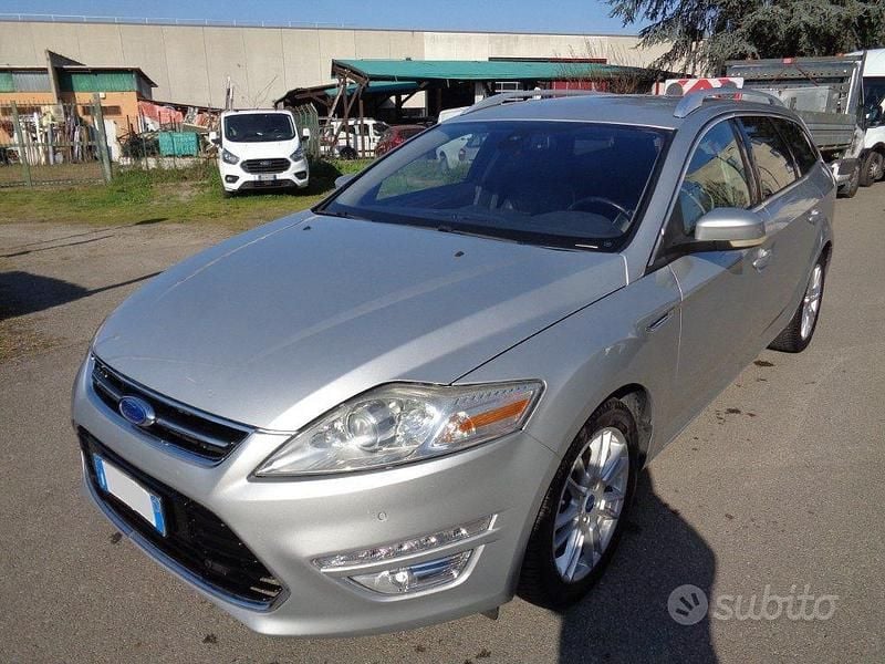 Usata Ford Mondeo Titanium 163 CV (119 kW) 2011 Grigio Station wagon