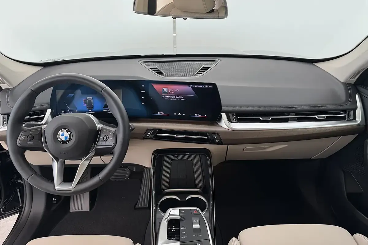 Usata BMW X1 M Sport 197 CV (144 kW) 2023 Blacksapphire metallic SUV