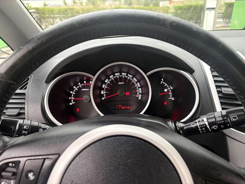 Usata Kia Venga 90 CV (66 kW) 2012 Utilitaria
