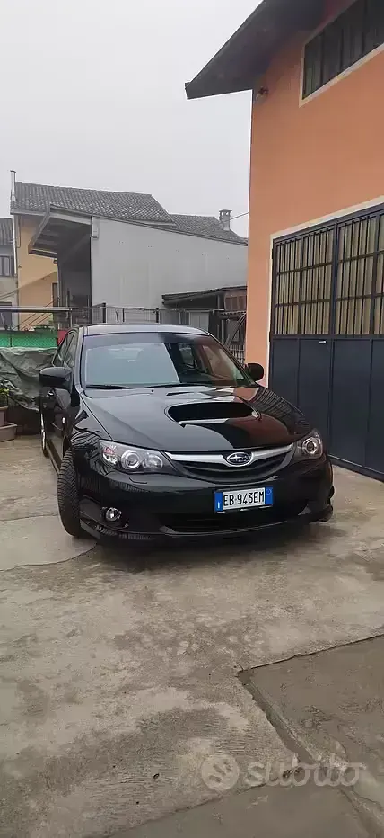 Usata Subaru Impreza 150 CV (110 kW) 2011 Nero Berlina