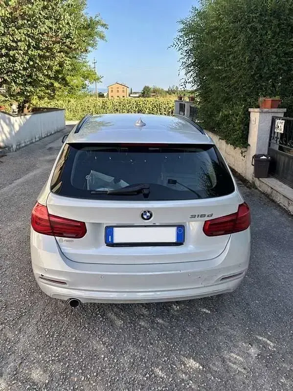 Usata BMW 316 Advantage 116 CV (85 kW) 2017 Station wagon