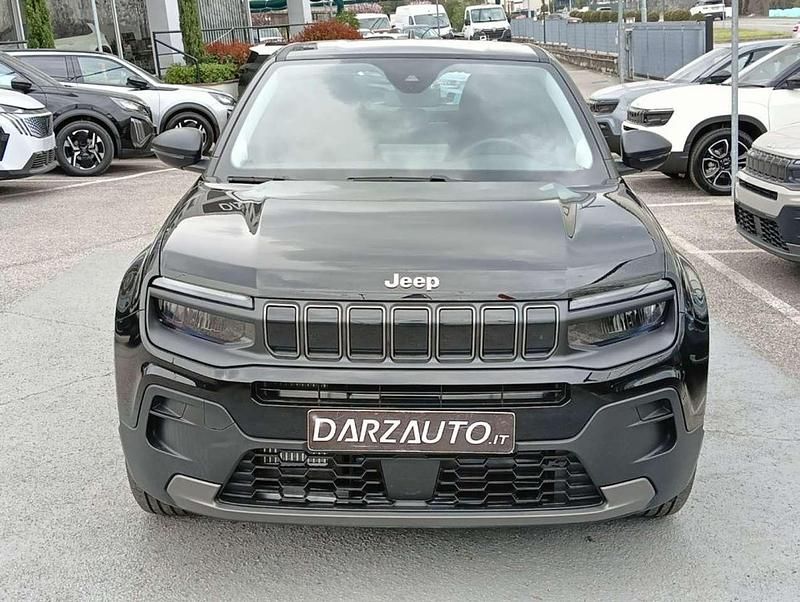 Nuova Jeep Avenger Longitude Plus 101 CV (74 kW) 2026 Nero volcano SUV