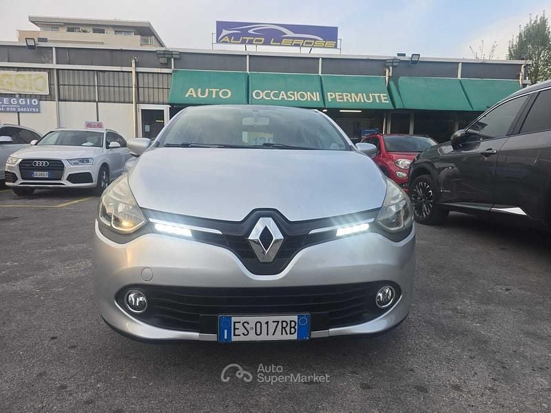 Usata Renault Clio IV 75 CV (55 kW) 2013 Argento Berlina