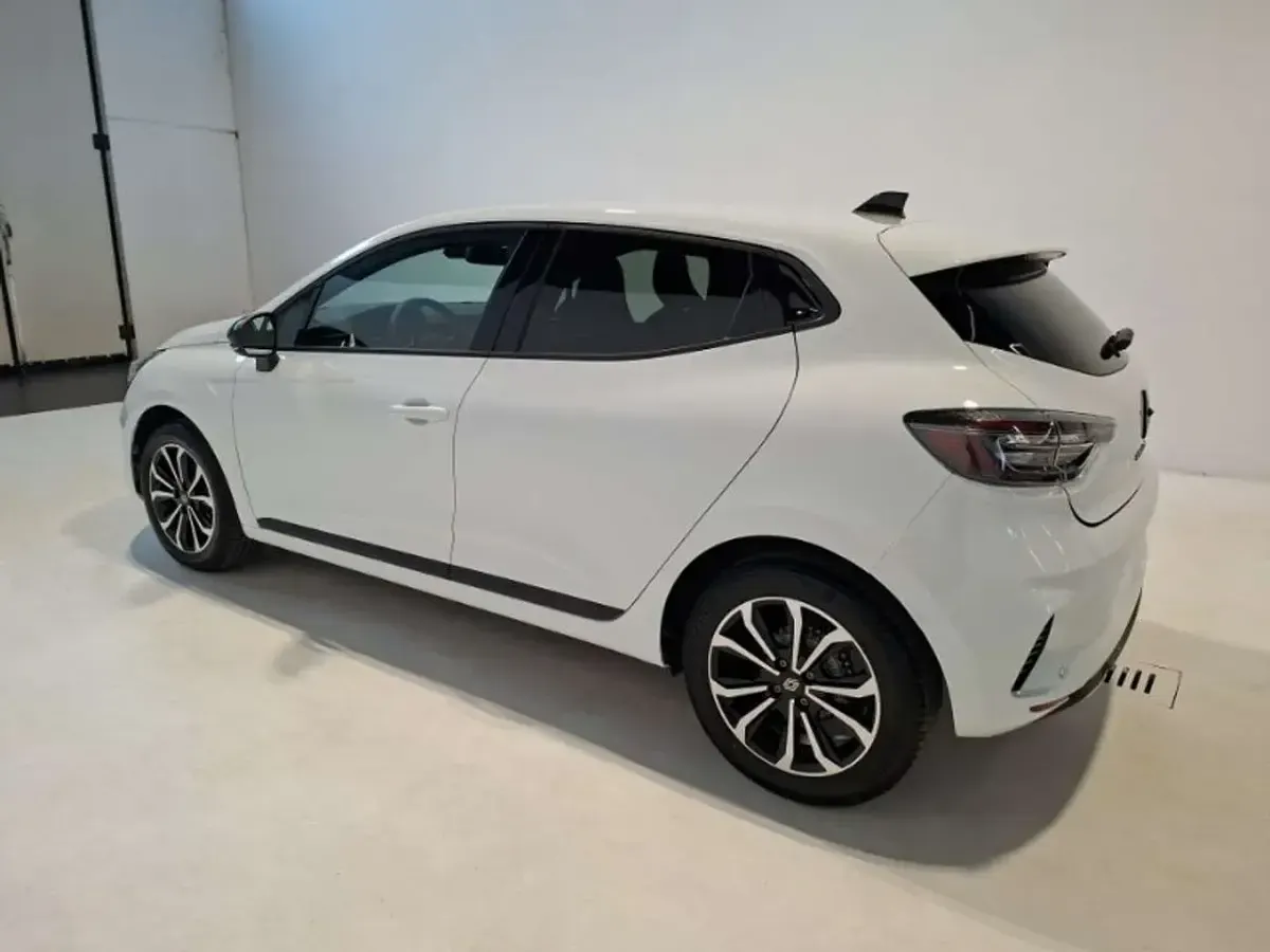 Nuova Renault Clio V Techno 91 CV (66 kW) 2026 Bianco Berlina