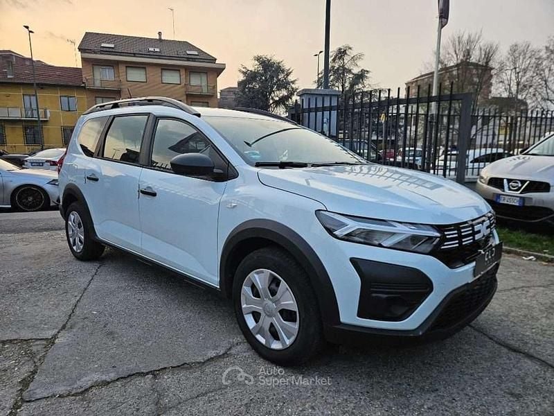 Usata Dacia Jogger 101 CV (74 kW) 2024 Bianco Monovolume