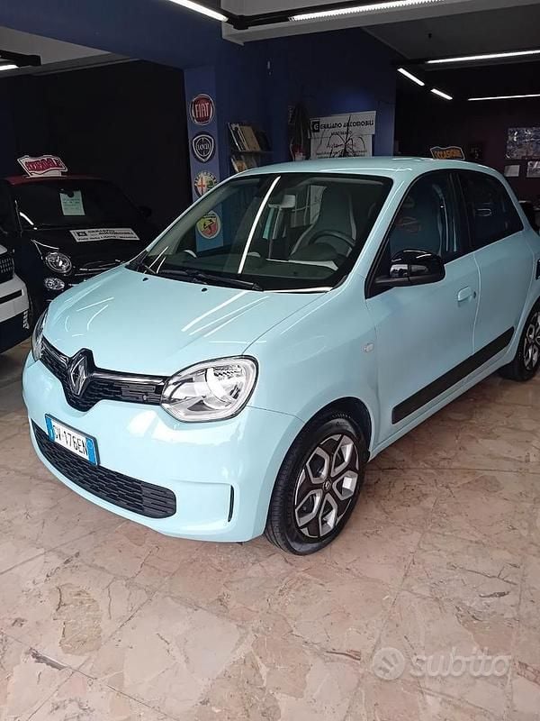 Usata Renault Twingo Equilibre 65 CV (47 kW) 2024 Blu Utilitaria