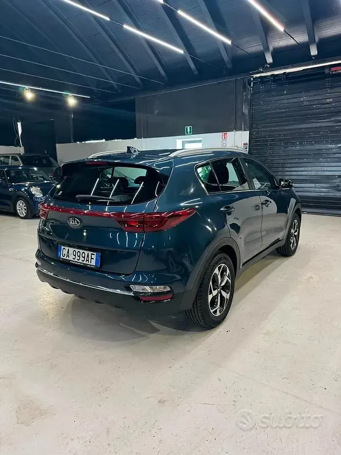 Usata Kia Sportage 115 CV (84 kW) 2020 Blu SUV