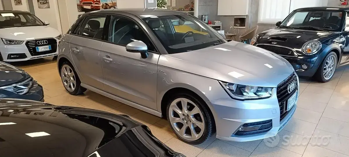 Usata Audi A1 Design 90 CV (66 kW) 2016 Grigio Utilitaria
