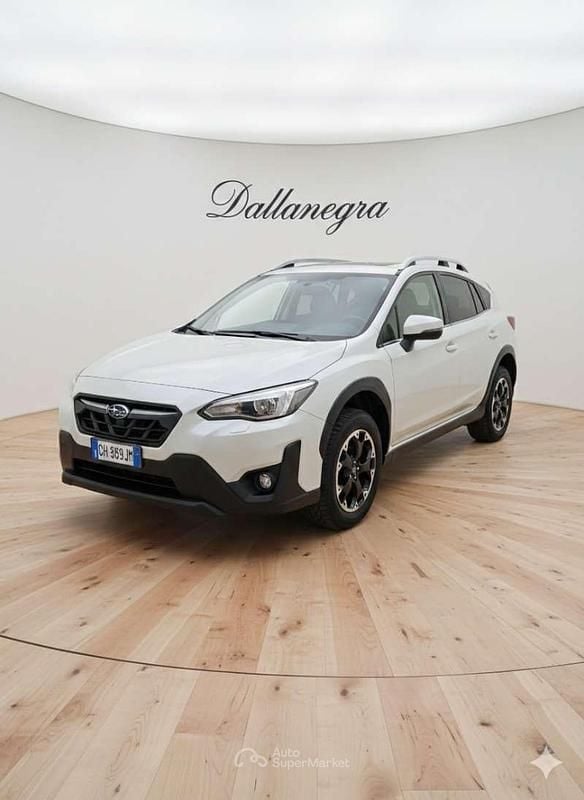 Usata Subaru XV Style 114 CV (83 kW) 2021 Bianco SUV