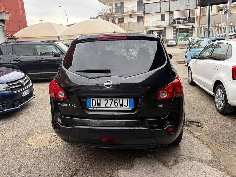 Usata Nissan Qashqai +2 Tekna 103 CV (75 kW) 2009 Nero SUV