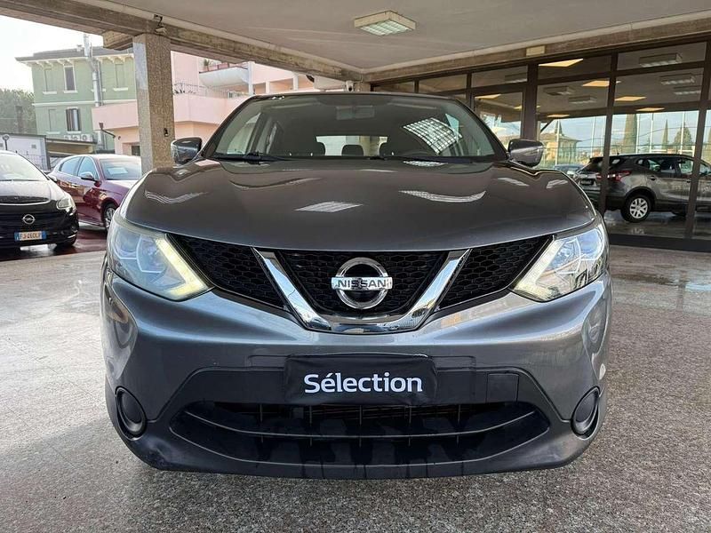 Usata Nissan Qashqai Visia 110 CV (80 kW) 2017 Grigio SUV