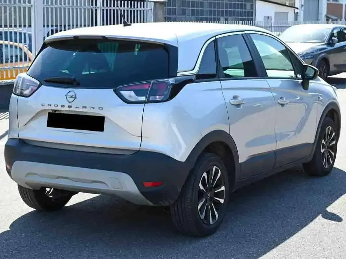 Usata Opel Crossland Business 110 CV (80 kW) 2023 Argento SUV