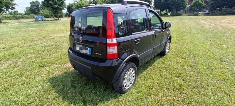 Usata Fiat Panda 4x4 69 CV (50 kW) 2012 Utilitaria