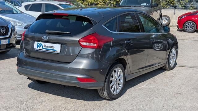 Usata Ford Focus 120 CV (88 kW) 2017 Grigio Monovolume