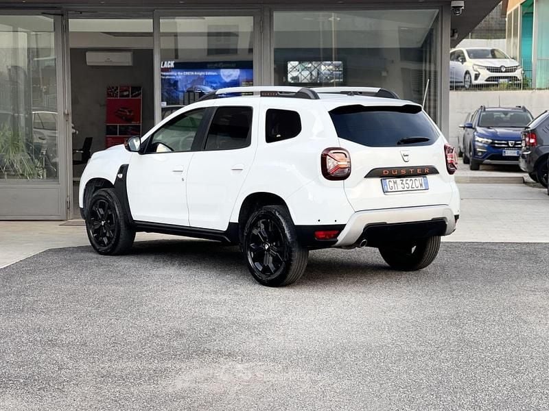 Usata Dacia Duster 101 CV (74 kW) 2022 Bianco SUV