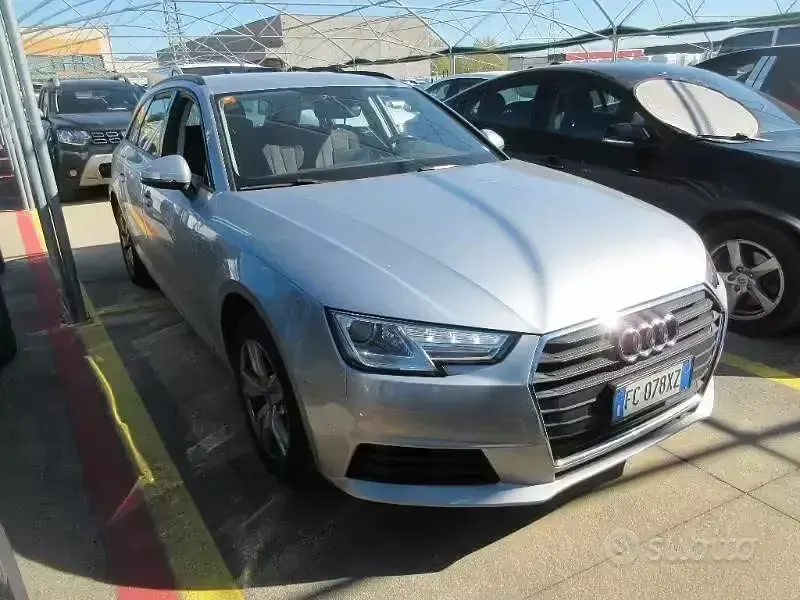 Usata Audi A4 150 CV (110 kW) 2016 Grigio Berlina