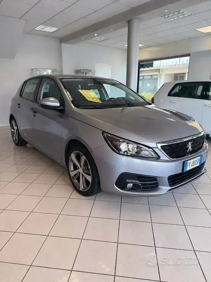 Usata Peugeot 308 Active 177 CV (130 kW) 2019 Grigio Berlina