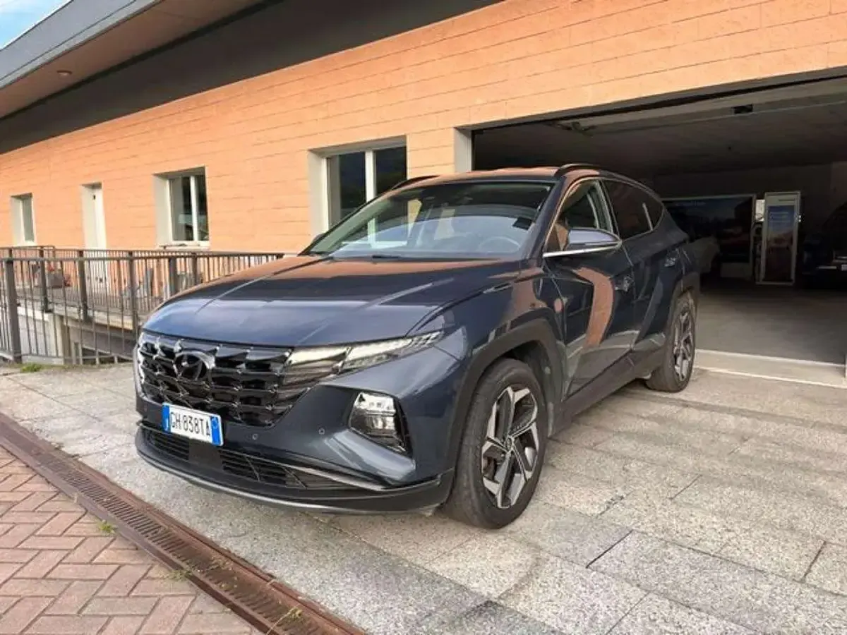 Usata Hyundai Tucson 179 CV (131 kW) 2022 Grigio scuro SUV