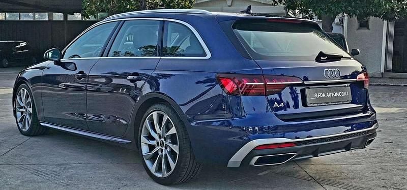 Usata Audi A4 S-Line 204 CV (150 kW) 2022 Blu/azzurro Station wagon