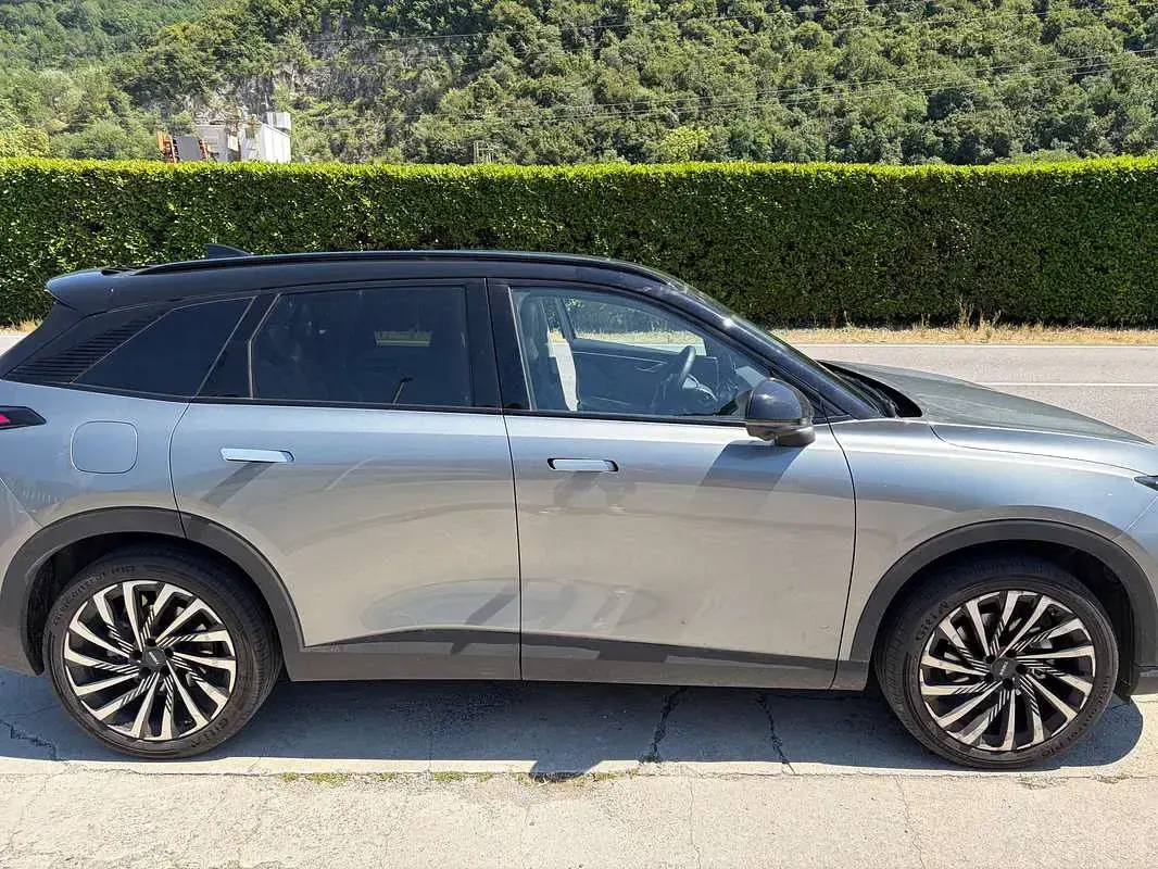 Usata Tiger Six 167 CV (122 kW) 2025 Argento SUV