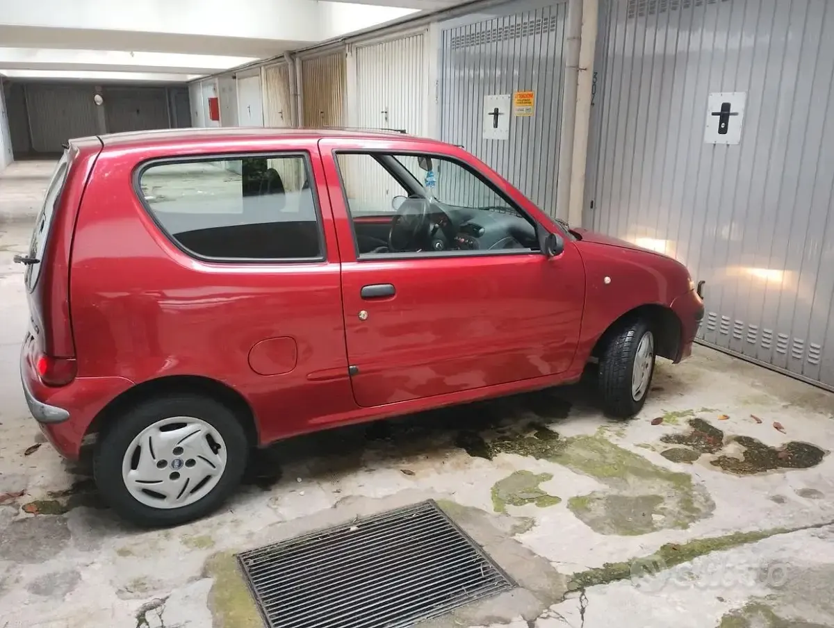 Usata Fiat Seicento 54 CV (39 kW) 2003 Rosso Utilitaria