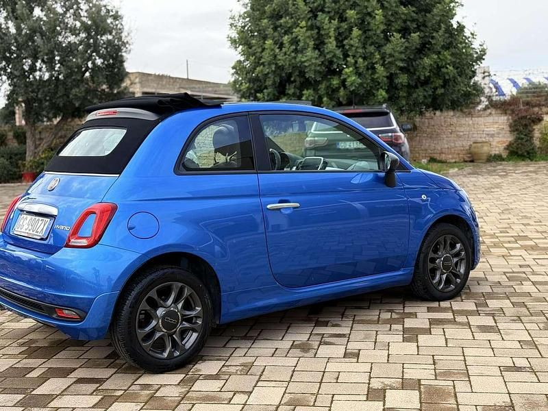 Usata Fiat 500 Connect 69 CV (50 kW) 2021 Blu/azzurro Cabrio