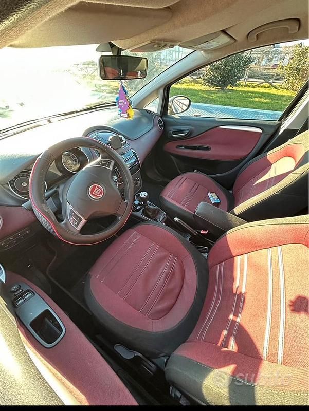 Usata Fiat Punto Evo 65 CV (47 kW) 2010 Nero Utilitaria