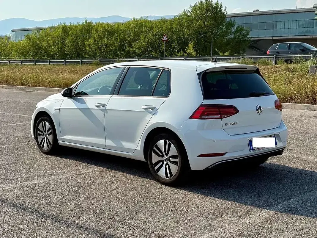 Usata VW e-Golf 100 kW (136 CV) 2020 Bianco Utilitaria