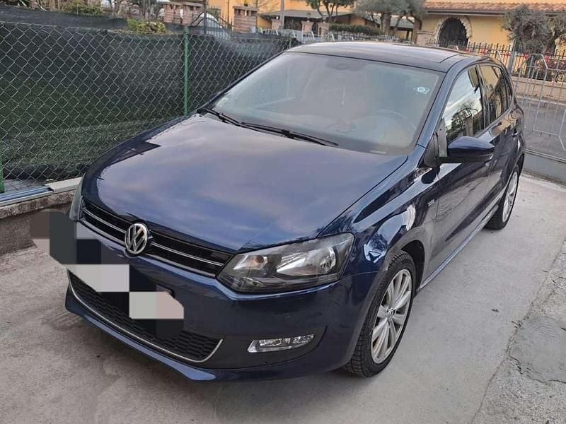 Usata VW Polo R-line 90 CV (66 kW) 2014 Blu/azzurro Berlina