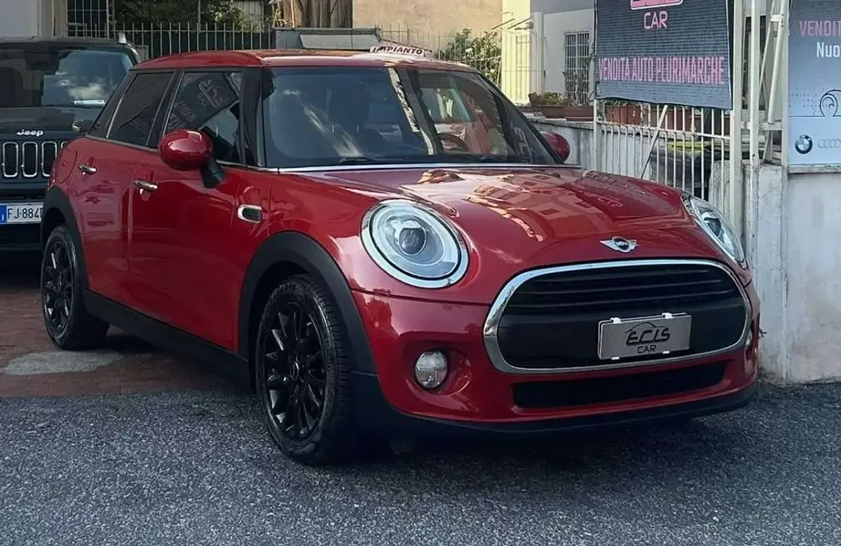 Usata Mini One D 95 CV (69 kW) 2017 Rosso Utilitaria