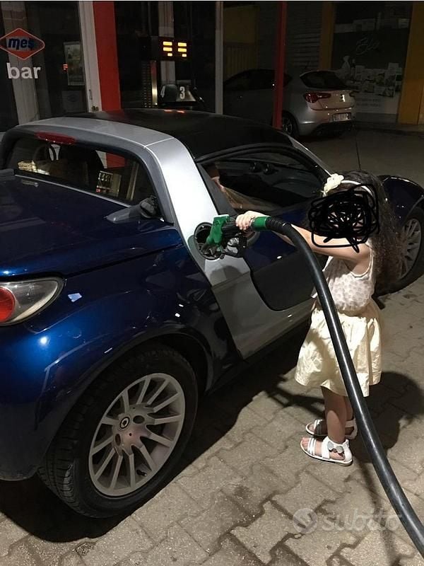 Usata Smart Roadster 82 CV (60 kW) 2004 Blu Cabrio