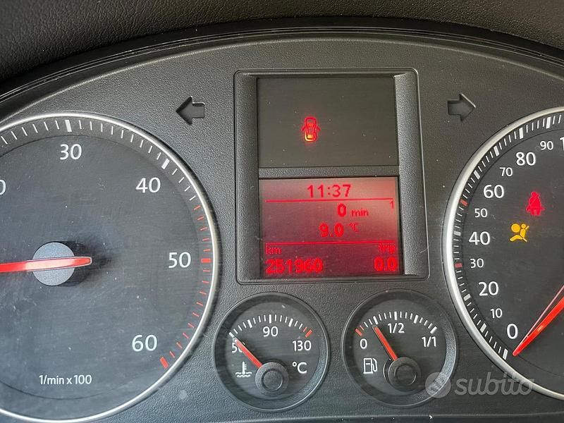 Usata VW Golf Plus Cross 140 CV (102 kW) 2006 Monovolume