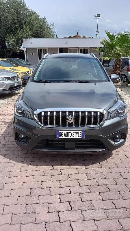 Używany Suzuki SX4 S-Cross 111 KM (81 kW) 2017 Szary SUV