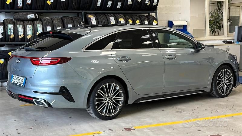 Usata Kia ProCeed GT-Line 136 CV (100 kW) 2019 Grigio Utilitaria