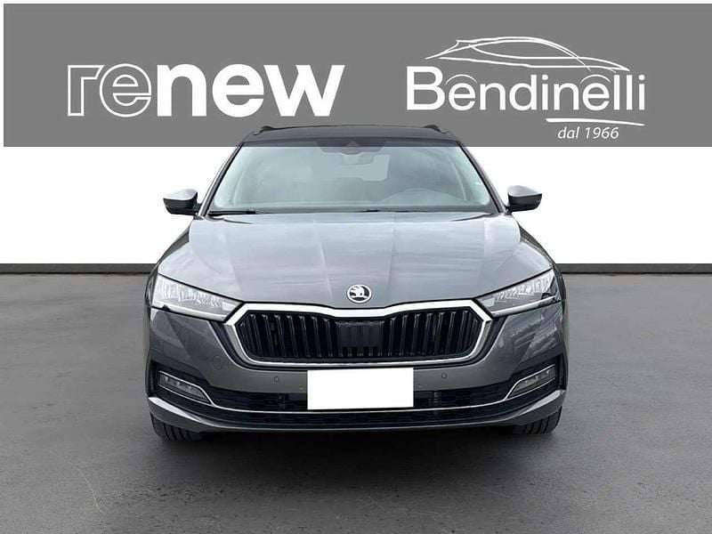 Usata Skoda Octavia Executive 150 CV (110 kW) 2024 Grigio Station wagon