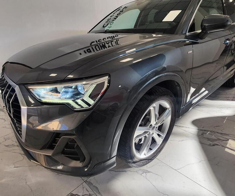 Gebraucht Audi Q3 S-Line 190 PS (139 kW) 2019 Grau SUV